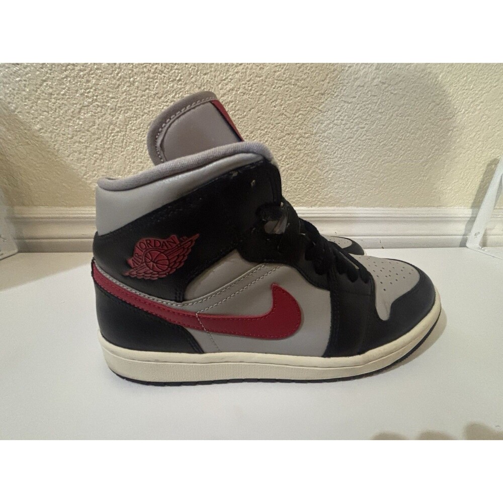 Nike Air Jordan 1 Mid Black Gym Red College Grey Women’s 10 Men’s 8.5 BQ6472-060